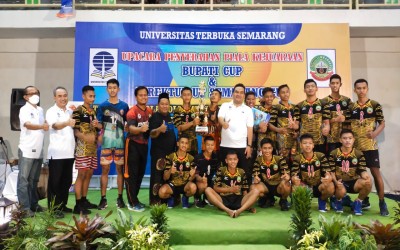 Tim SMK Negeri 1 Blora Juara I Turnamen Bola Voli Bupati Cup dan Direktur Universitas Terbuka Cup 2022